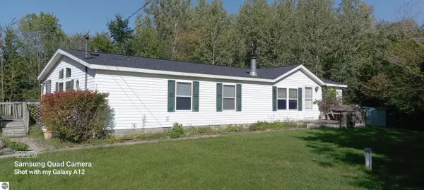 5060 Brenda Drive, Prescott, MI 48756