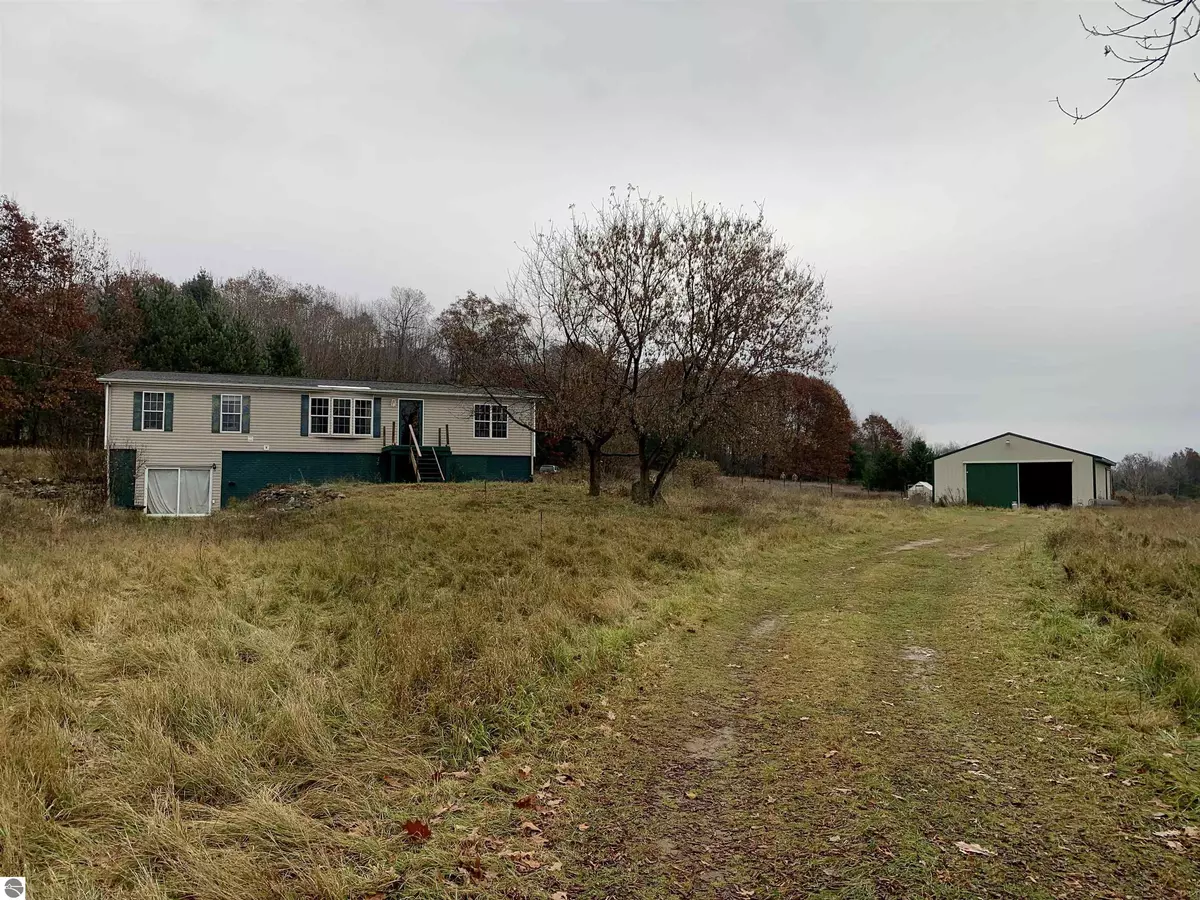 Gladwin, MI 48624,4268 Cassidy Road
