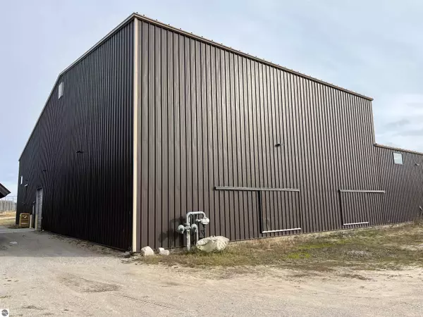 Williamsburg, MI 49690,5720 Bates Road