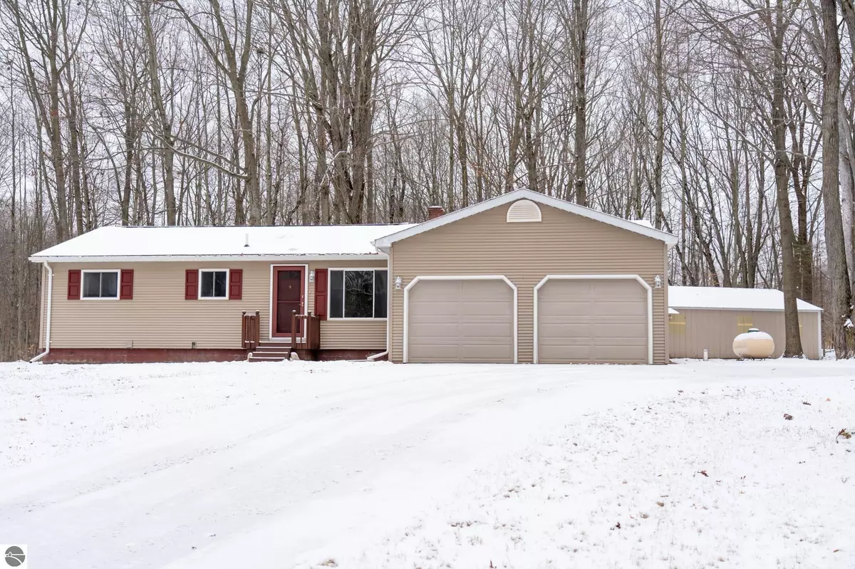 Lake, MI 48632,4463 W Grass Lake Road