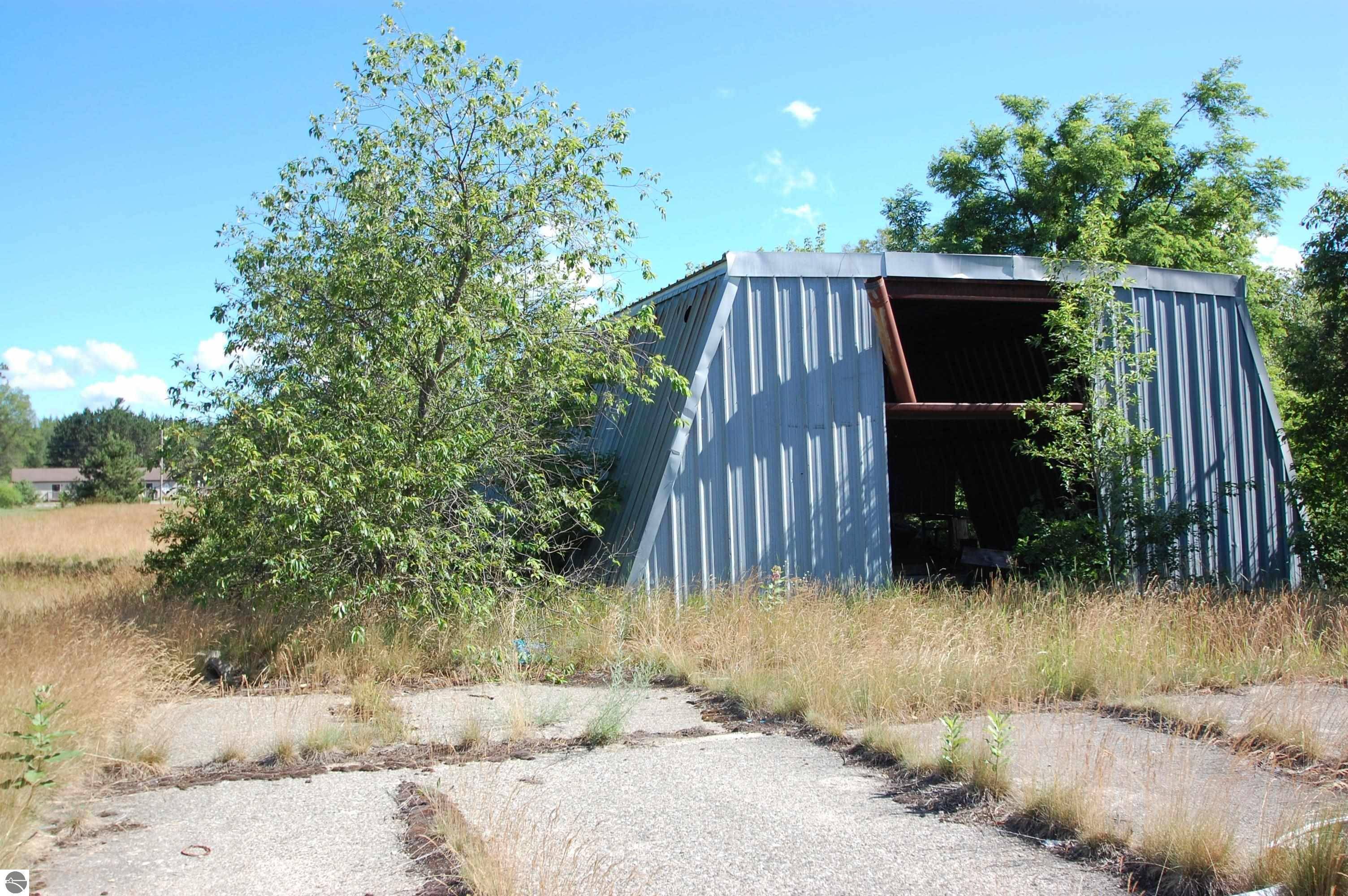4263 W M-72, Grayling, MI 49738