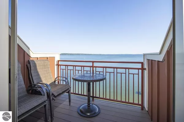 Traverse City, MI 49686,2035 N US-31 N