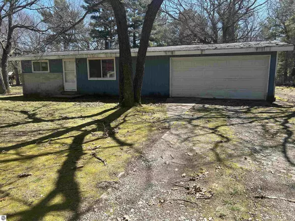 4764 Interlake Drive, Oscoda, MI 48750