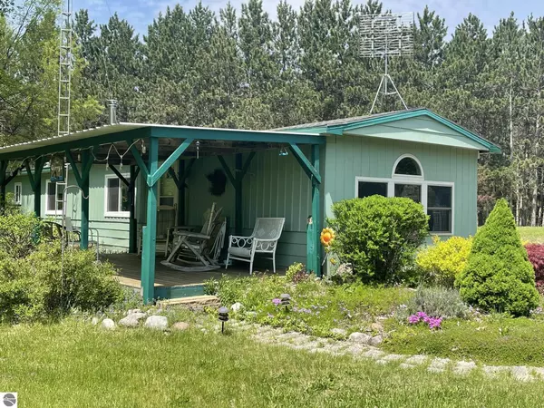 West Branch, MI 48661,139 E Peters Road