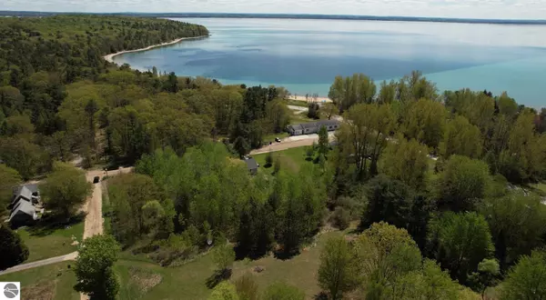 Traverse City, MI 49686,Grand Street Traverse St