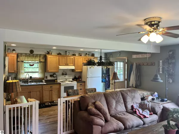 Standish, MI 48658,3465 Russell Court