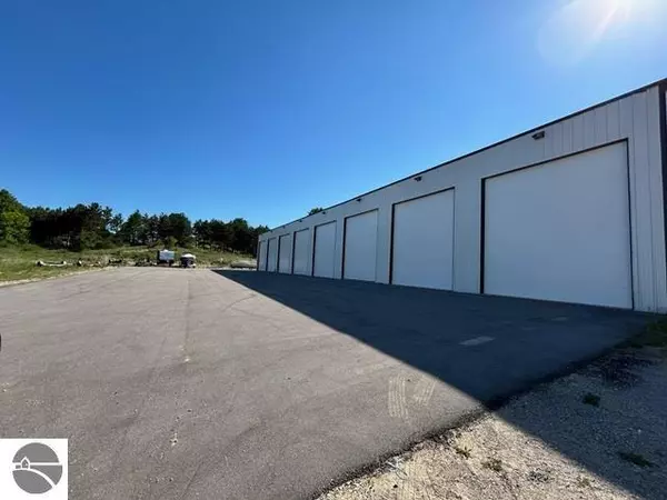 Traverse City, MI 49684,8597 E Bingham Road