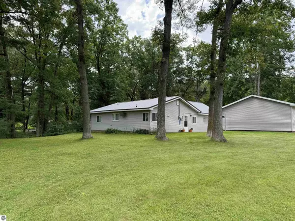 Harrison, MI 48625,497 E Clarence Road