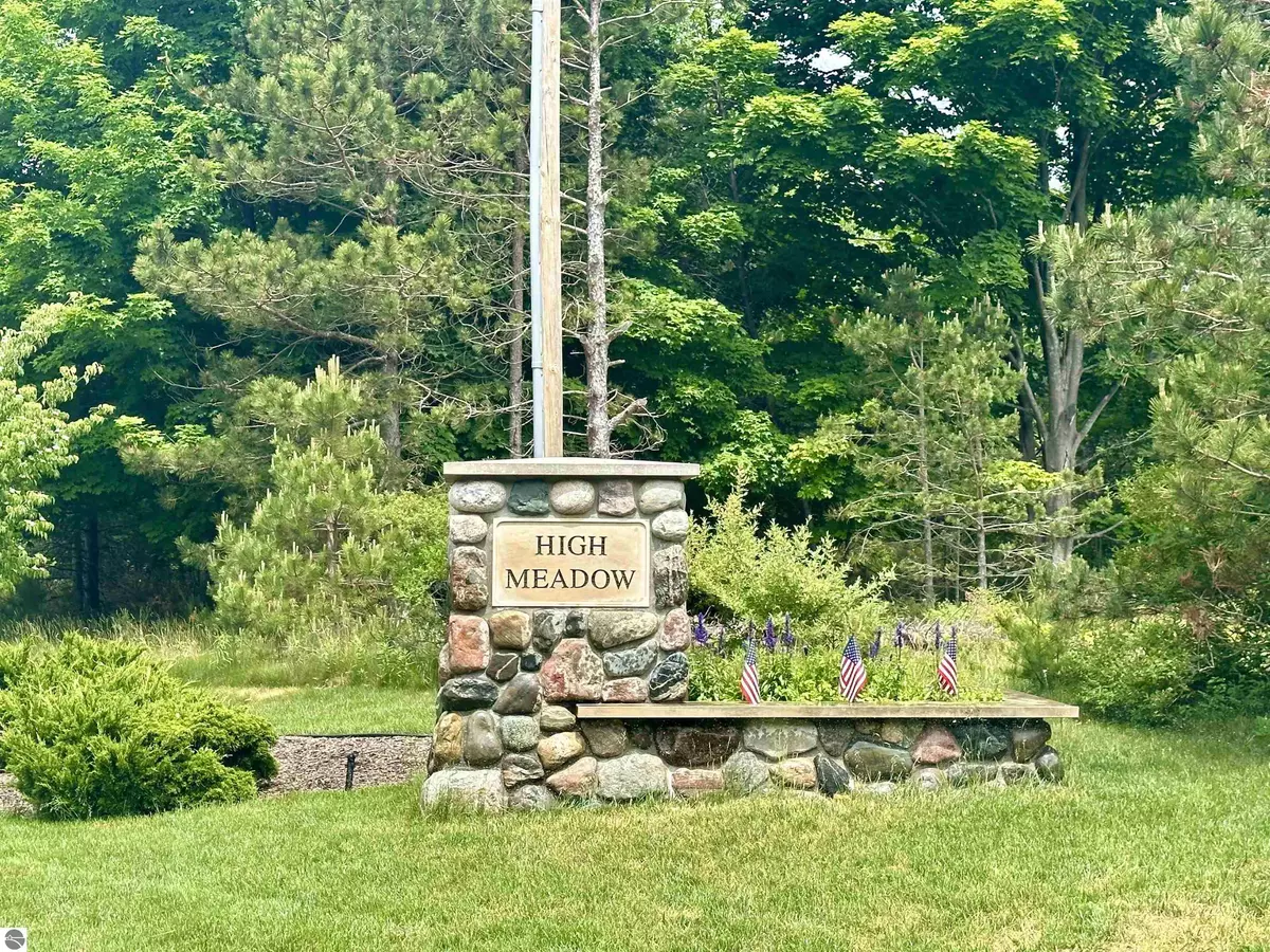 Frankfort, MI 49635,19 High Meadow Trail