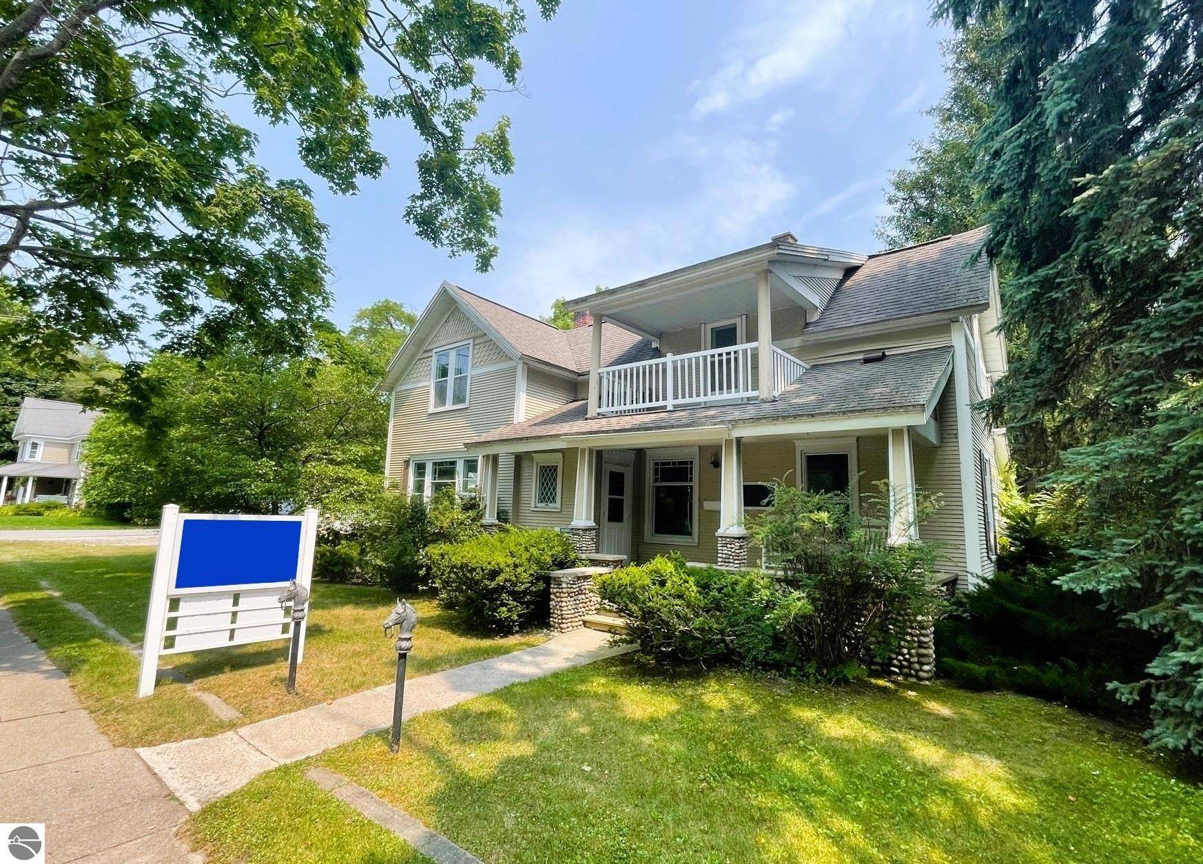 208 N Main Street, Leland, MI 49654