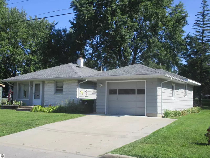 631 Lindsay Street, West Branch, MI 48661