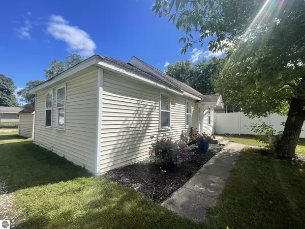 Mt Pleasant, MI 48858,206 N Adams Street