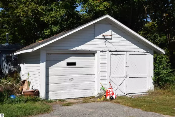 Mt Pleasant, MI 48858,413 N Fancher Street