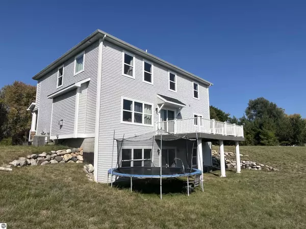 Mt Pleasant, MI 48858,1944 Leroy Lane