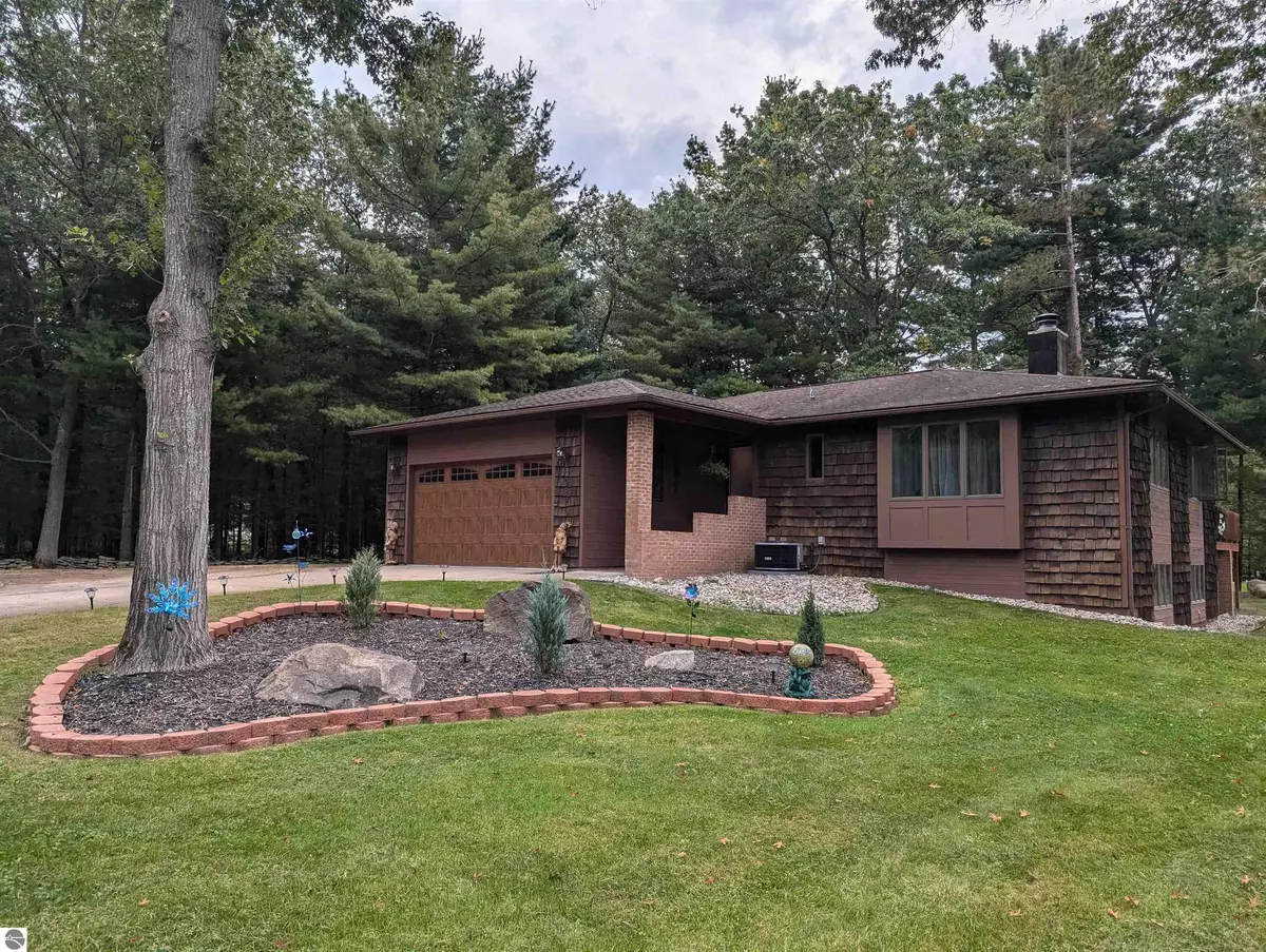 Au Gres, MI 48703,5089 Golfview Drive