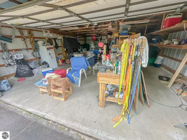 Beaverton, MI 48612,1628 E Jones Road