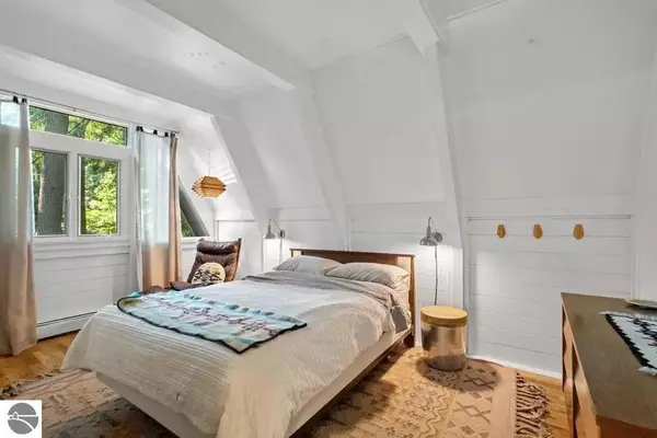 Harbor Springs, MI 49740,7590 Tamarack Trail