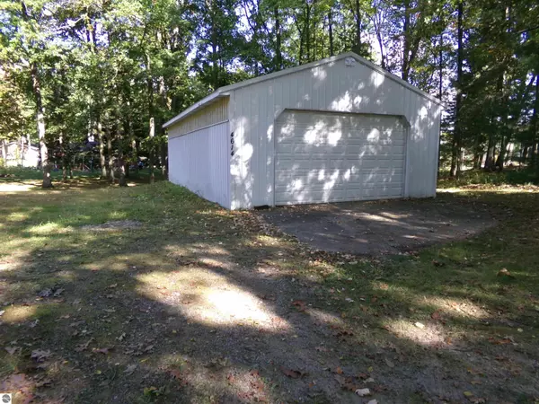 4614 Elm Avenue, Beaverton, MI 48612