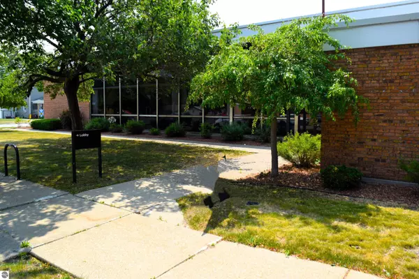 Alma, MI 48801,311 Woodworth Avenue