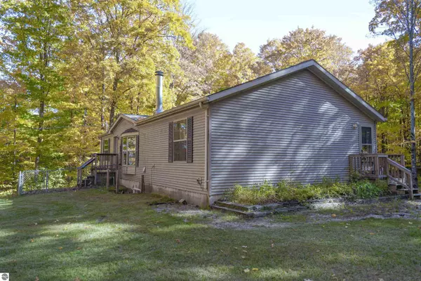 4897 Woodman Road, SW, South Boardman, MI 49680