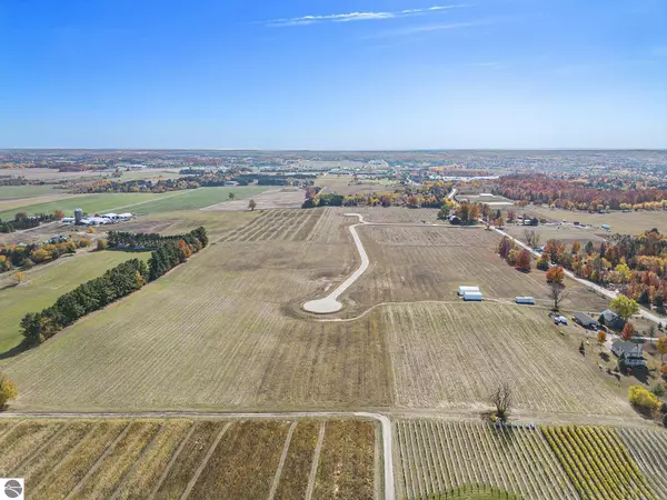 Williamsburg, MI 49690,000-F Stroller Lane