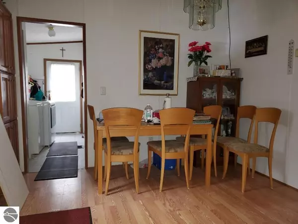 Beaverton, MI 48612,2824 Badger Road