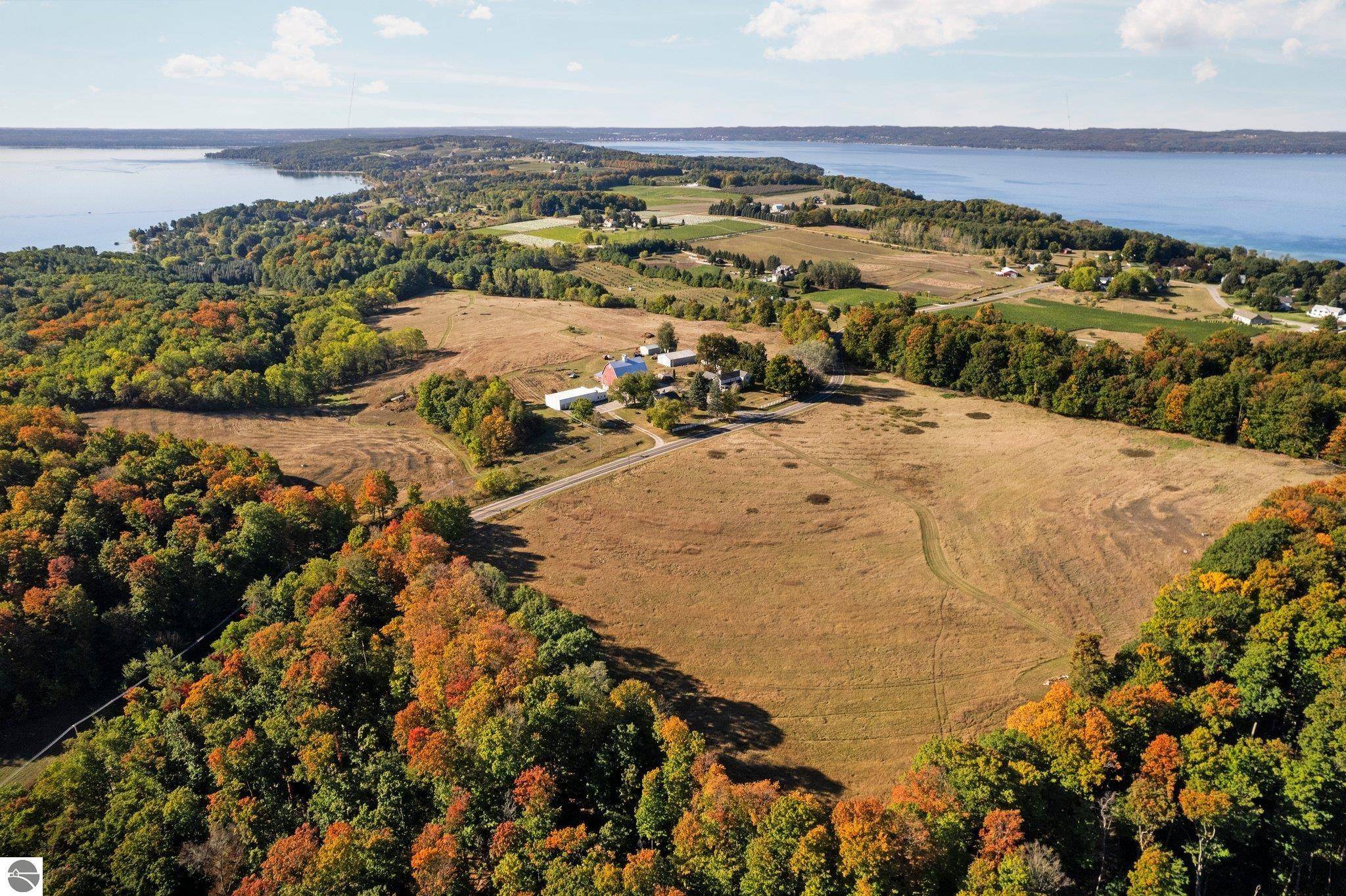 1378 Gray Road, Traverse City, MI 49686