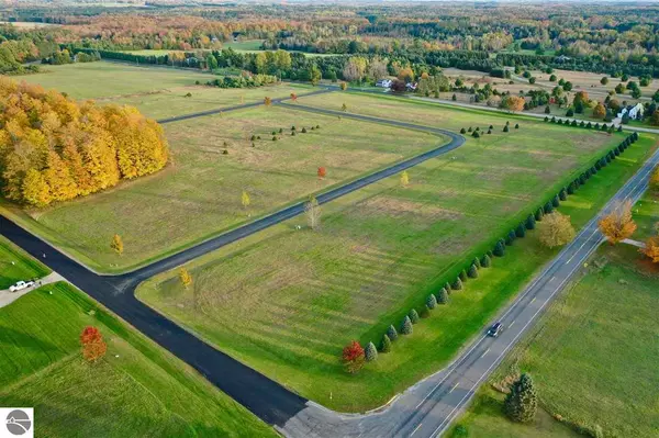 Cadillac, MI 49601,LOT 20 Powell Drive