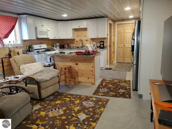 Ithaca, MI 48847,113 E Clay Street