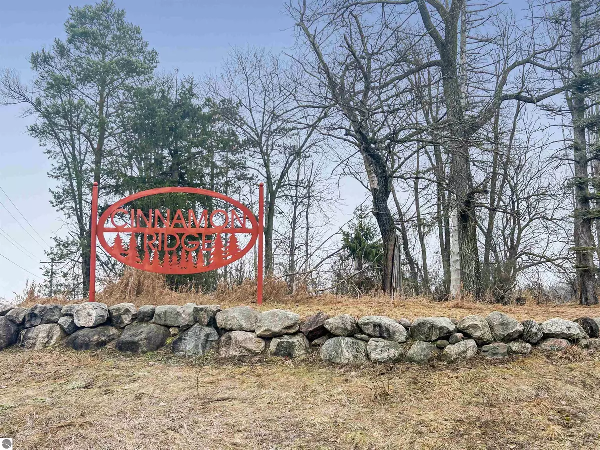 Traverse City, MI 49686,23 Cinnamon Lane