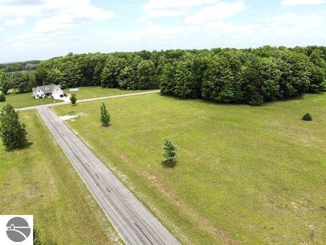 Cadillac, MI 49601,105 Pleasant Hill Drive