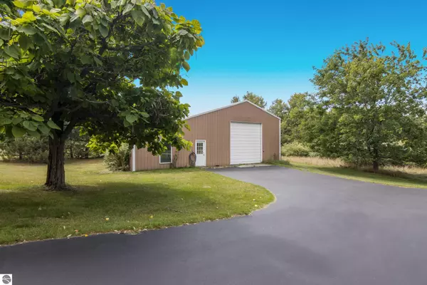 Williamsburg, MI 49690-9223,4792 White Road