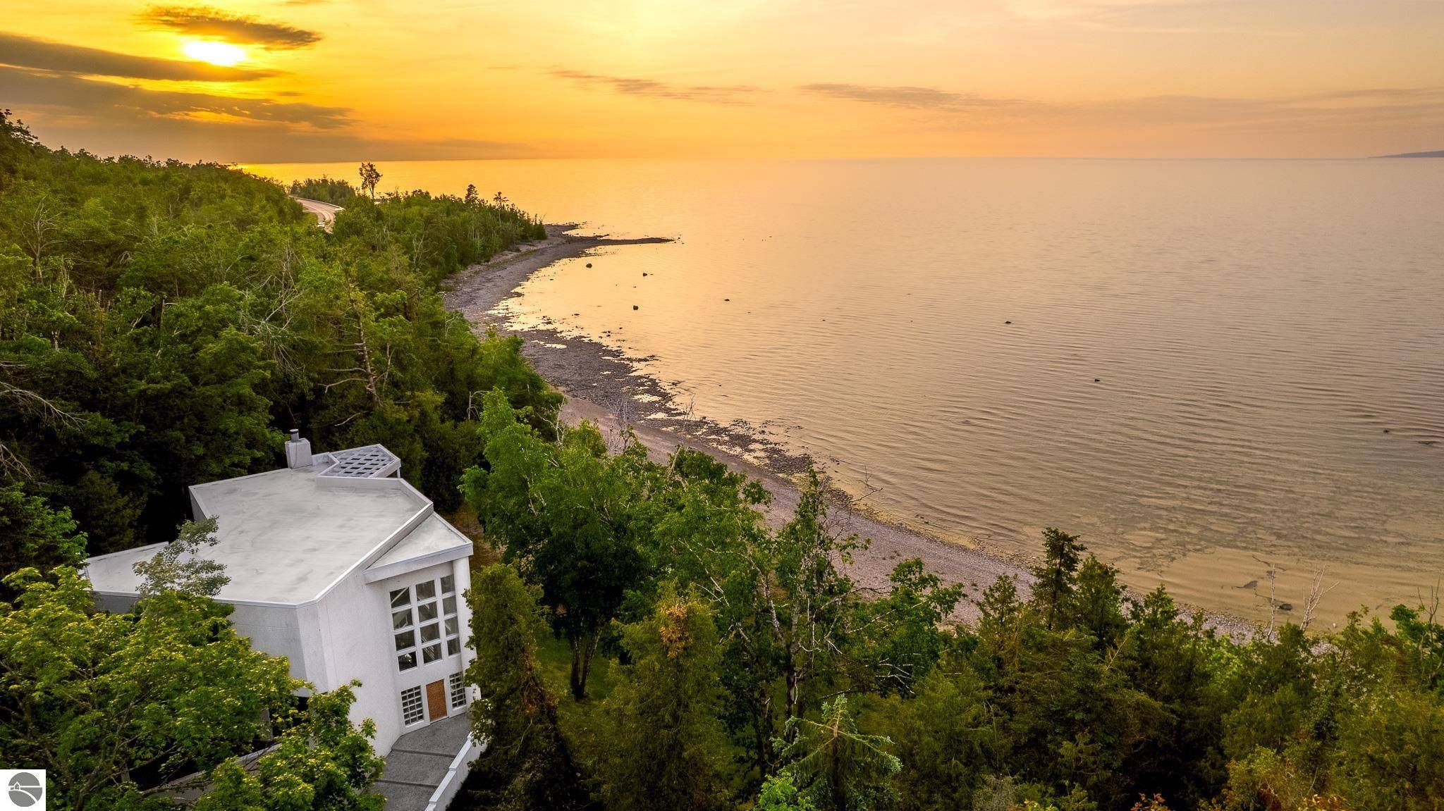 7857 Nine Mile Point Drive, Charlevoix, MI 49720