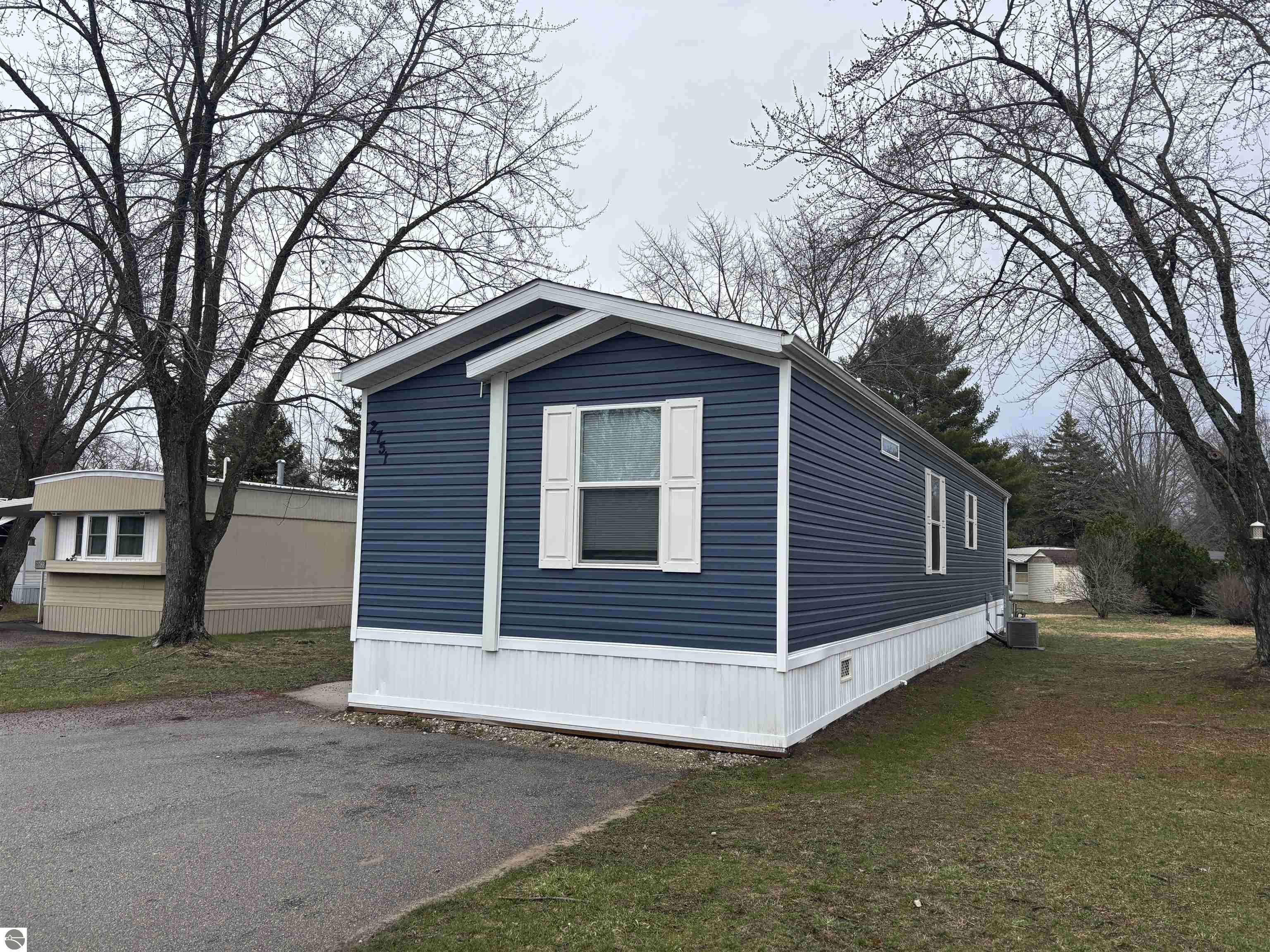 2751 Ray Boulevard, Traverse City, MI 49686-4965