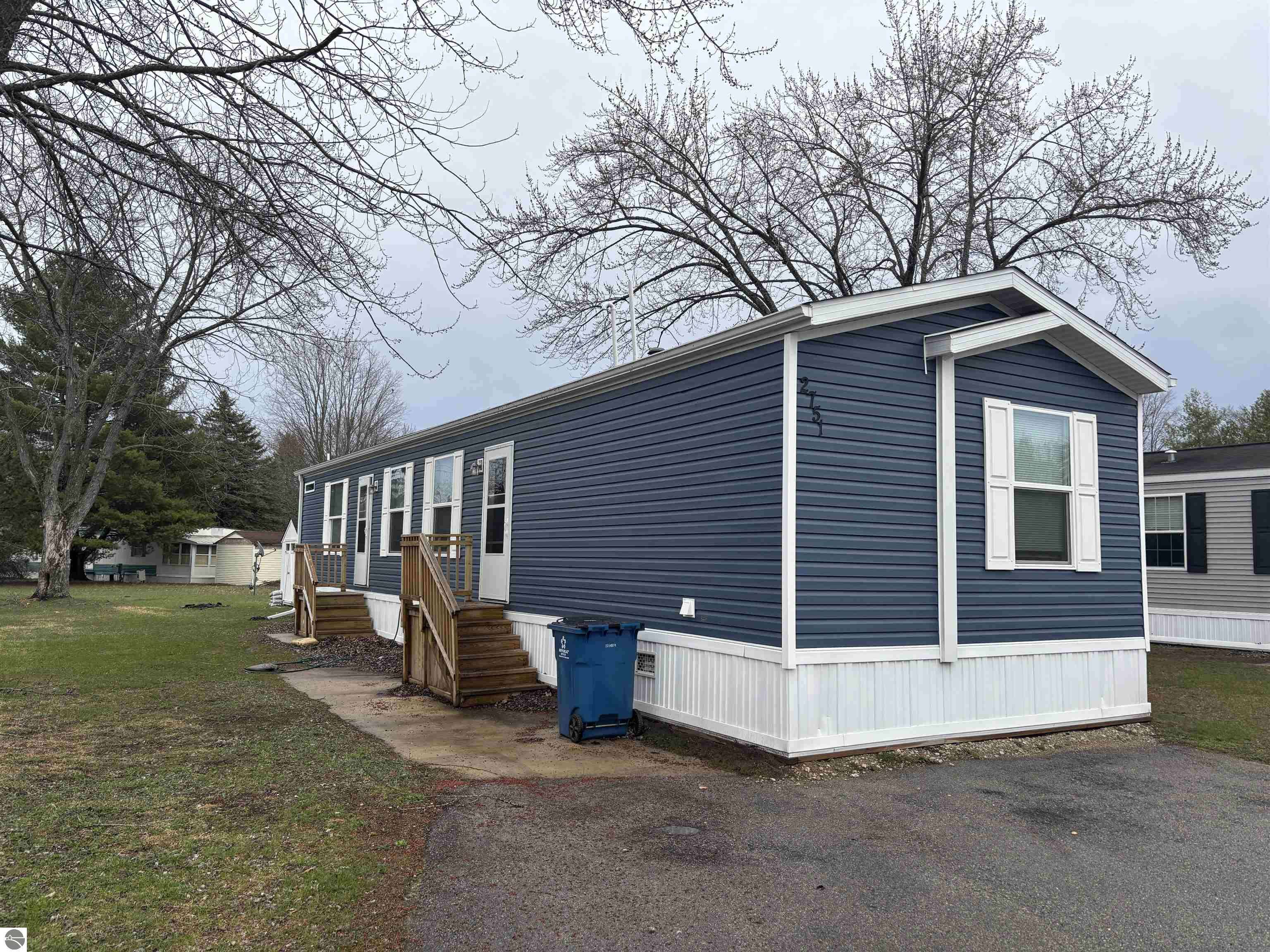 Traverse City, MI 49686-4965,2751 Ray Boulevard