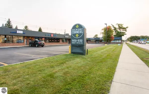 Traverse City, MI 49684,528 W Fourteenth Street Unit 2
