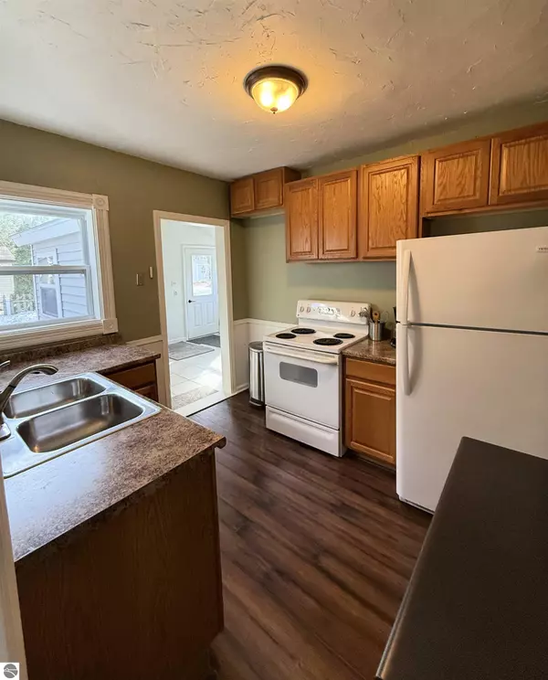Traverse City, MI 49684,113 W Sixteenth Street