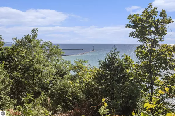 Frankfort, MI 49635-9746,501 Michigan Avenue