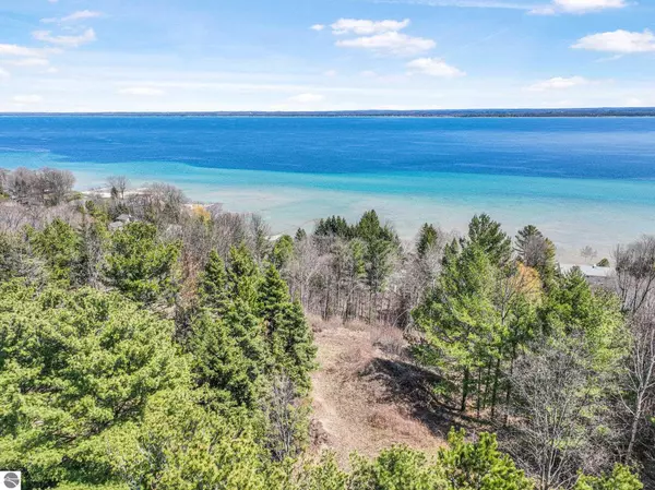 00 Bluff Road, Traverse City, MI 49686
