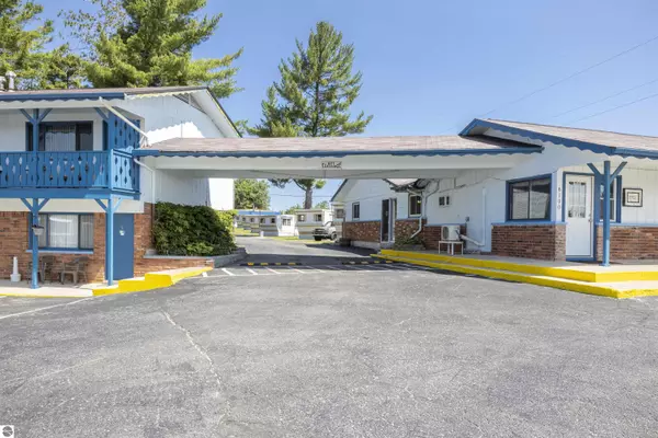 Indian River, MI 49749,6100 M-68