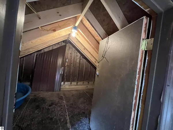 Tustin, MI 49688,17593 22 Mile