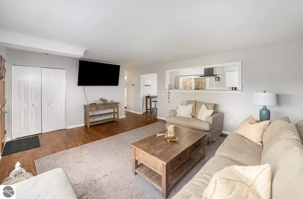 Mt Pleasant, MI 48858,1006 McVey Street