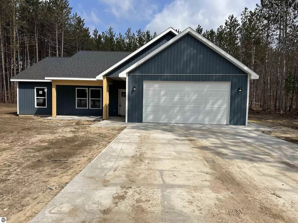 Kalkaska, MI 49646,5125 NE Myers Road