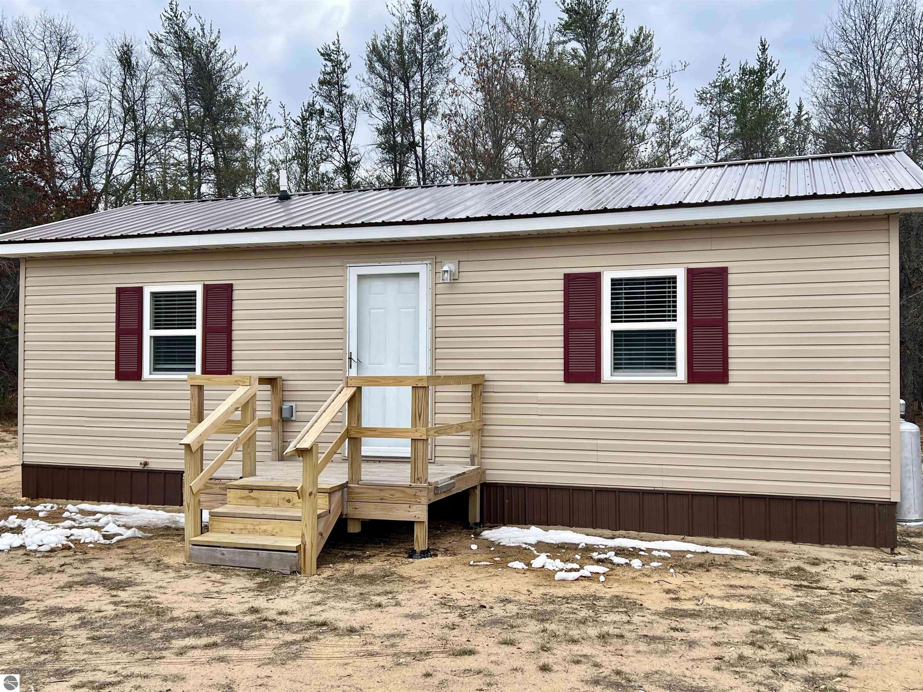 Grayling, MI 49738,15968 M-72