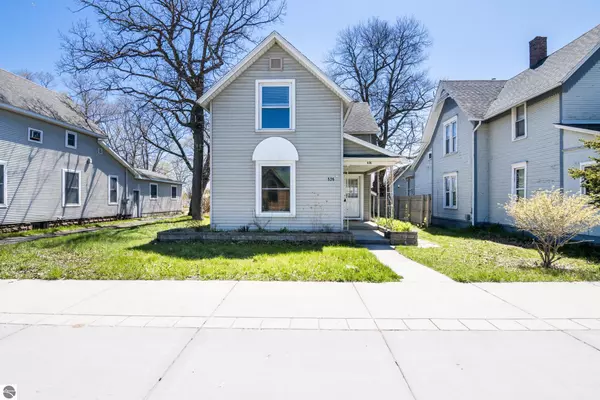 526 E Eighth Street, Traverse City, MI 49686