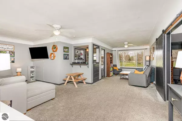 Bay City, MI 48706,5098 Oakhurst Court