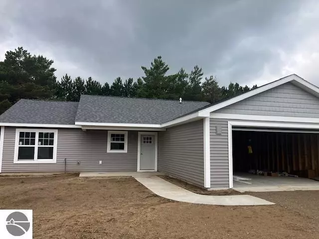 Traverse City, MI 49685,2740 Mockingbird Drive