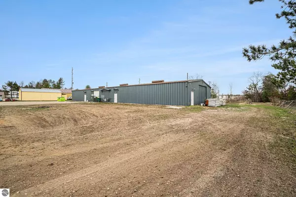 Kalkaska, MI 49646,103 S Essex Street