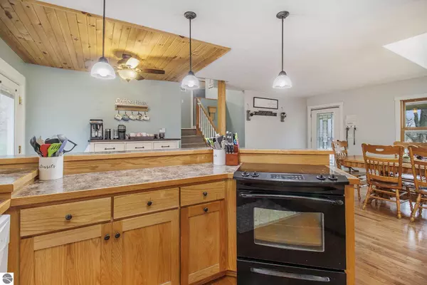 Bear Lake, MI 49614,7809 Potter Road