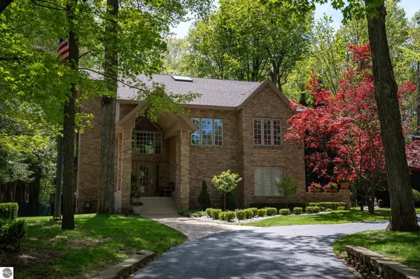 Mt Pleasant, MI 48858,1208 Forest Lane